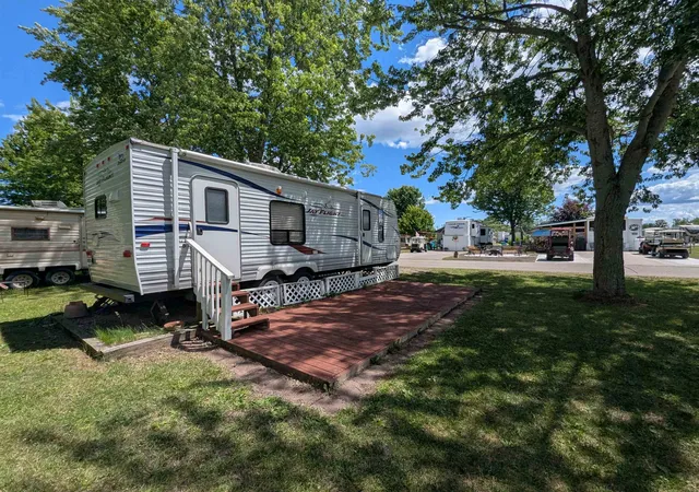 3rd image of 831 S Main St, Au Gres, MI 48703 | MLS# 77080069923