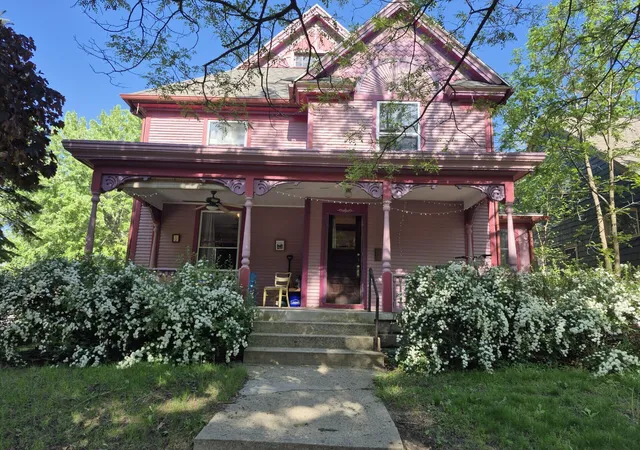 1st image of 300 Eureka Ave Se, Grand Rapids, MI 49506 | MLS# 72026030375