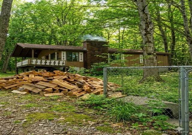 2nd image of 7542 Wyndamar Dr, Mancelona, MI 49659 | MLS# 65026030384