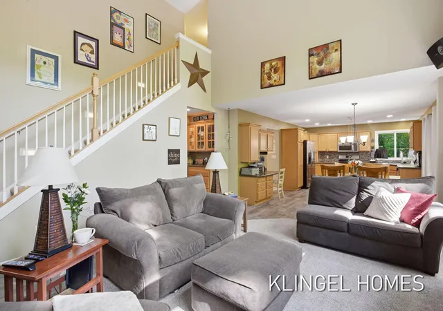 5th image of 14936 Woodacre Ct, Grand Haven, MI 49417 | MLS# 71026030393
