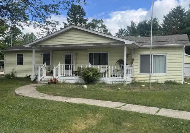 Photo 2 of Single family home for sale at 3614 Gady Rd, Tecumseh, MI 49286 | MLS# 81026030403 | Listing updated on 2026-09-01