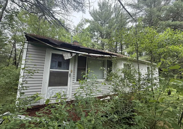 3rd image of 1578 Chestwood, Idlewild, MI 49642 | MLS# 72026030409
