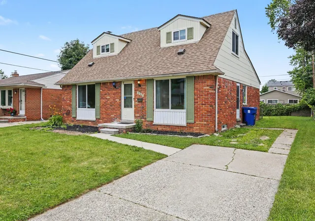 2nd image of 8485 Forrest Dr, Canton, MI 48187 | MLS# 81026030417