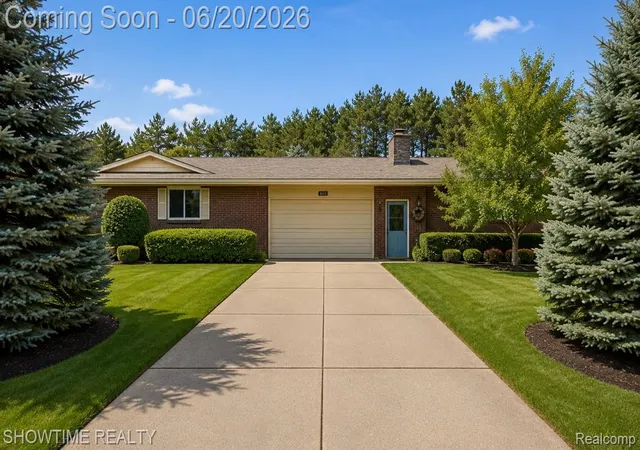 Homes for sale in Lapeer Township Lapeer, MI | 1661 Madeline Dr, Lapeer Township Lapeer, MI 48446 | MLS# 20261046238