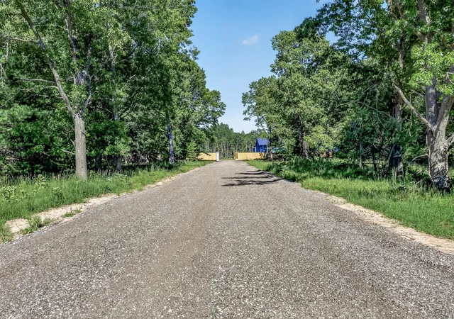 Listing Photo 2 - Condo for sale in building located at Type W 2 - Dune Lockers Pl, Mears, MI 49436 - Unit #