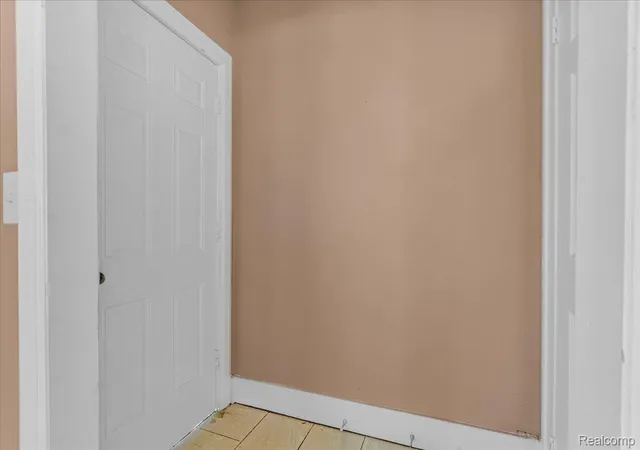 Photo 3 of Single family home for sale at 11368 Nardin Dr, Detroit, MI 48204 | MLS# 20261046254 | Listing updated on 2026-10-27