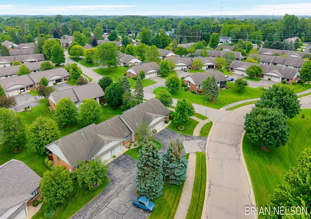 53rd image of 205 Parkside Dr, Zeeland, MI 49464 | MLS# 71026030440