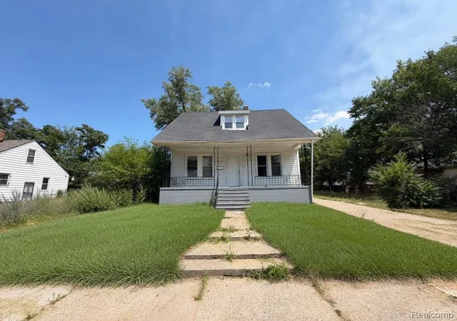 Photo 2 of Single family home for sale at 16856 San Juan Dr, Detroit, MI 48221 | MLS# 20261046260 | Listing updated on 2026-07-21