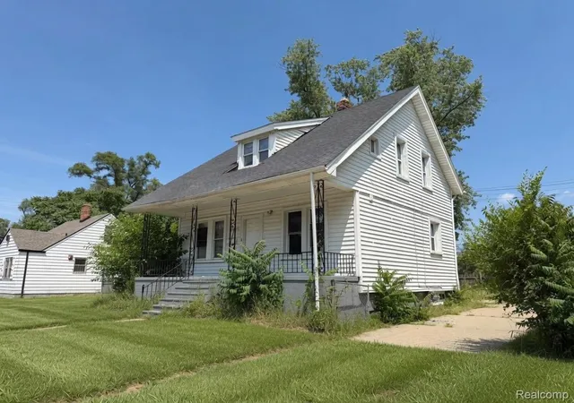 Photo 4 of Single family home for sale at 16856 San Juan Dr, Detroit, MI 48221 | MLS# 20261046260 | Listing updated on 2026-07-21