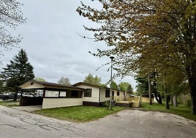 Homes for sale in Muskegon Charter Township Muskegon, MI | 19 Elm Ct, Muskegon Charter Township Muskegon, MI 49445 | MLS# 71026030446