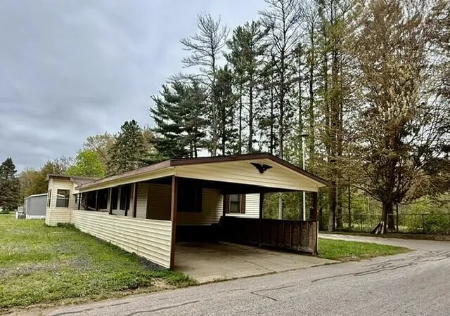 Homes for sale in Muskegon Charter Township Muskegon, MI | 19 Elm Ct, Muskegon Charter Township Muskegon, MI 49445 | MLS# 71026030446