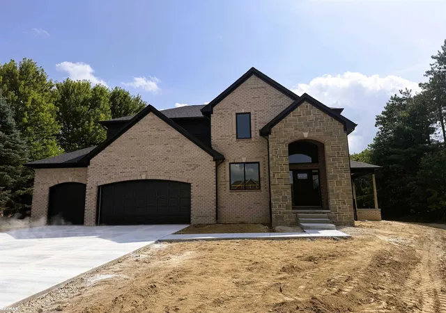 Photo 1 of Single family home for sale at 1612 Royal Birkdale Dr, Oxford, MI 48371 | MLS# 58050211964 | Listing updated on 2026-08-31
