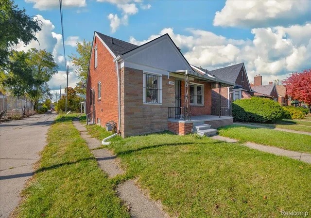 Photo 2 of Single family home for sale at 19129 Fairport St, Detroit, MI 48205 | MLS# 20261046277 | Listing updated on 2026-08-22