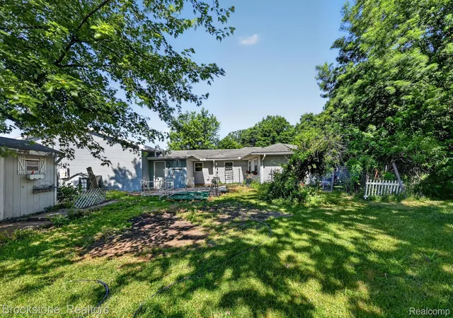 4th image of 9300 Head O Lake Rd, Ottawa Lake, MI 49267 | MLS# 20261046278