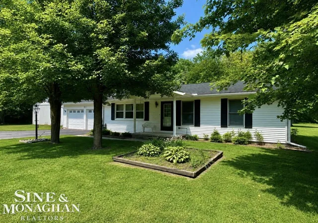 Photo 2 of Single family home for sale at 9211 Folkert Rd, Clay, MI 48001 | MLS# 58050211972 | Listing updated on 2026-09-03