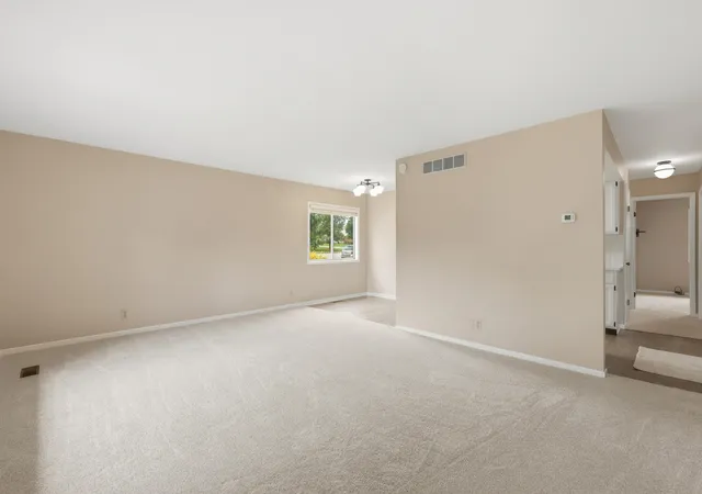 Listing Photo 4 - Condo for sale in building located at 53 Old Mill Dr, Allegan, MI 49423 - Unit #2