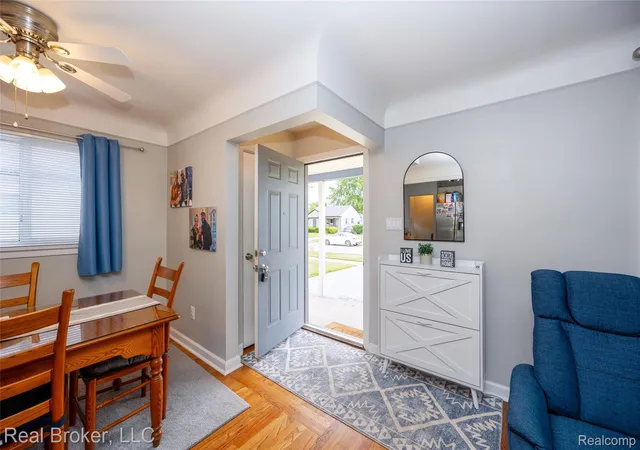 5th image of 29454 Barton St, Garden City, MI 48135 | MLS# 20261046280