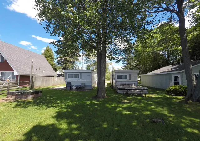 Homes for sale in Cherry Grove Township Wexford, MI | 661 E Lake Mitchell Dr, Cherry Grove Township Wexford, MI 49601 | MLS# 78080069933
