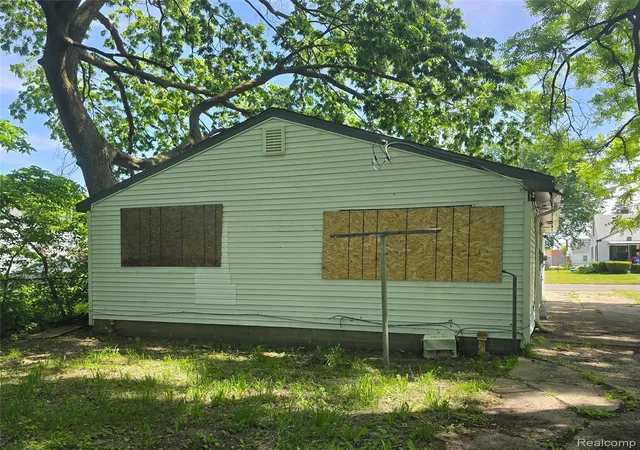 Photo 2 of Single family home for sale at 9979 Montrose St, Detroit, MI 48227 | MLS# 20261046299 | Listing updated on 2026-06-19