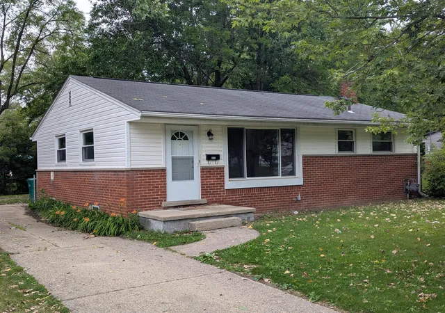 Photo 1 of Sale Pending at 820 Nash Ave, Ypsilanti, MI 48198 | MLS# 81026030495 | Listing updated on 2026-09-30