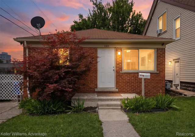 1st image of 1303 College Ave, Lincoln Park, MI 48146 | MLS# 20261046334