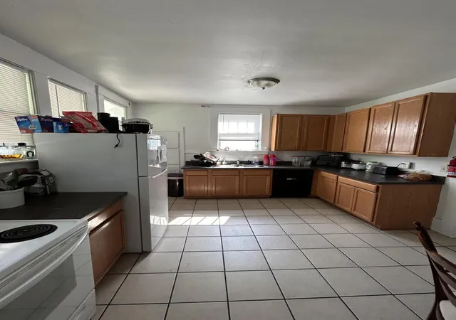 3rd image of 612 Pearl St, Ypsilanti, MI 48197 | MLS# 81026030502