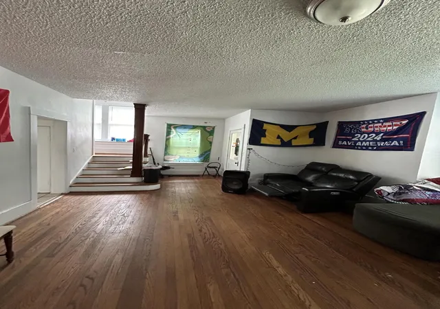 9th image of 612 Pearl St, Ypsilanti, MI 48197 | MLS# 81026030502