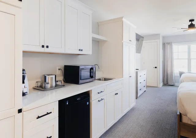3rd image of 800 Whitwam Dr #1 & 1A, Saint Joseph, MI 49085 | MLS# 69026030506