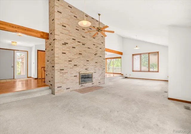 Photo 3 of Single family home for sale at 2422 Forrister Dr, Adrian, MI 49221 | MLS# 20261046350 | Listing updated on 2026-06-21