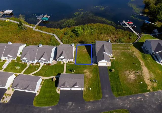 3rd image of 2810 W Shore Dr, Central Lake, MI 49622 | MLS# 78080069942