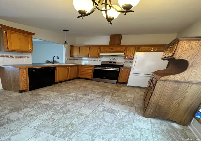 4th image of 8171 Chickadee Ct, Tittabawassee Township Saginaw, MI None | MLS# 20261046361