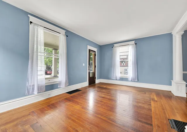 Photo 3 of Single family home for sale at 151 Union Ave NE, Grand Rapids, MI 49503 | MLS# 65026030536 | Listing updated on 2026-10-06