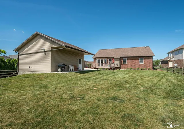 Homes for sale in Monroe Charter Township Monroe, MI | 5019 Skylark Dr, Monroe Charter Township Monroe, MI 48161 | MLS# 57050212005