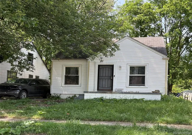 Photo 1 of Single family home for sale at 9251 Minock St, Detroit, MI 48228 | MLS# 20261046375 | Listing updated on 2026-10-01