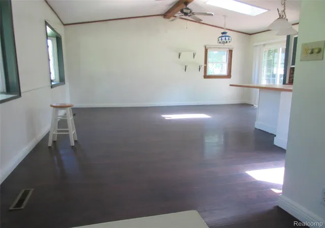 Photo 3 of Single family home for sale at 1575 Banmoor Dr, Troy, MI 48084 | MLS# 20261046379 | Listing updated on 2026-09-09