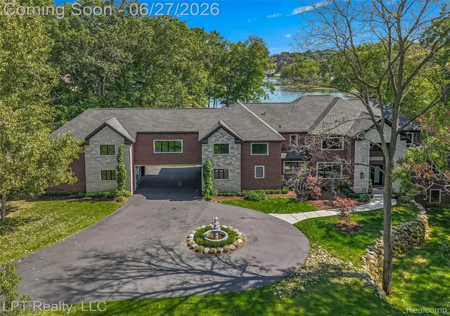 Photo 2 of Single family home for sale at 5029 Forest Valley Dr, Clarkston, MI 48348 | MLS# 20261046387 | Listing updated on 2026-09-15
