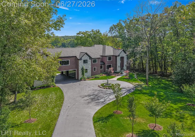 Photo 3 of Single family home for sale at 5029 Forest Valley Dr, Clarkston, MI 48348 | MLS# 20261046387 | Listing updated on 2026-09-15