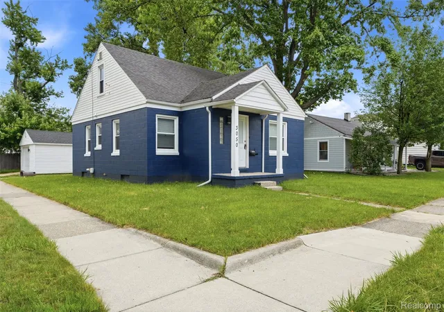 Photo 3 of Single family home for sale at 3050 Grayson St, Ferndale, MI 48220 | MLS# 20261046391 | Listing updated on 2026-06-21