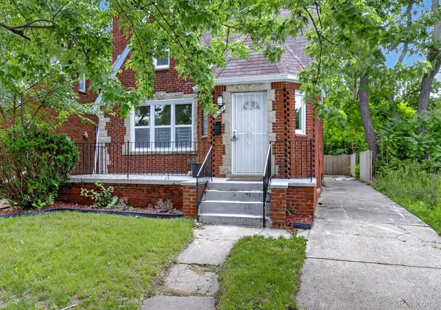 Photo 2 of Single family home for sale at 15784 Pinehurst St, Detroit, MI 48238 | MLS# 20261046393 | Listing updated on 2026-08-20