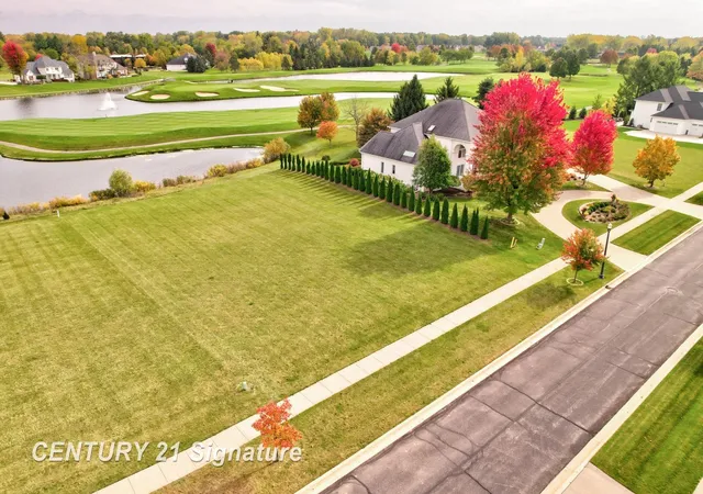 1st image of 33 W Grove Ct, Freeland, MI 48623 | MLS# 61050212014