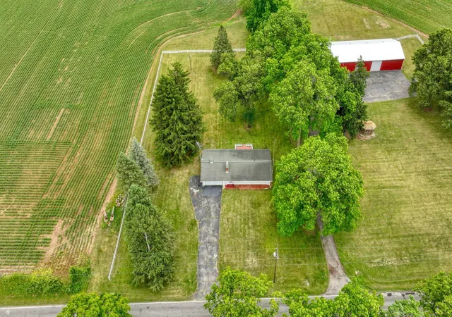 3rd image of 9801 Peterson Rd, Brooklyn, MI 49230 | MLS# 55026030563