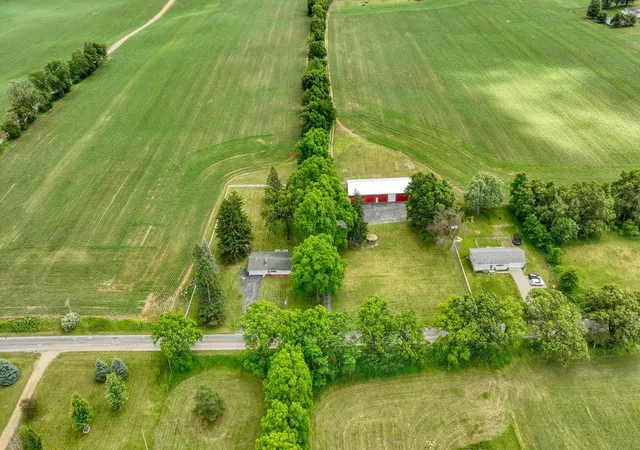 5th image of 9801 Peterson Rd, Brooklyn, MI 49230 | MLS# 55026030563