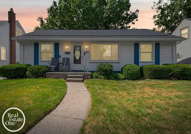 Photo 2 of Single family home for sale at 21600 Revere St, Saint Clair Shores, MI 48080 | MLS# 58050212019 | Listing updated on 2026-06-20
