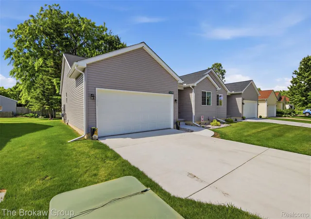 4th image of 9510 Orchard Lake Dr, Davison, MI 48423 | MLS# 20261046430