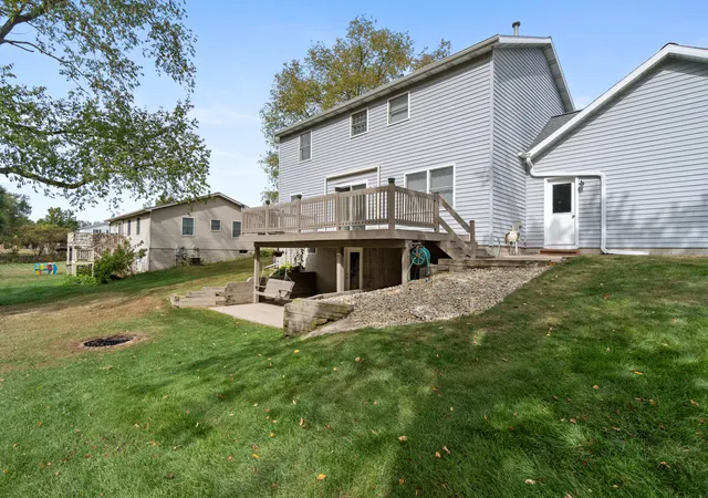 Photo 4 of Single family home for sale at 6276 Burning Tree St, Jackson, MI 49201 | MLS# 55026030579 | Listing updated on 2026-08-29