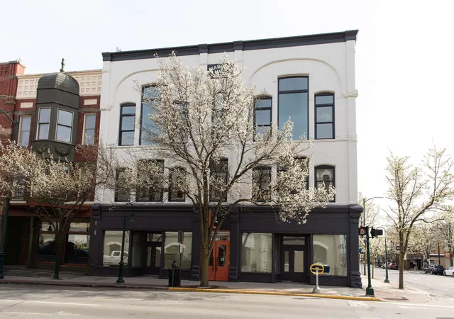 Photo 2 of Condo for sale at 100 E Front St, Traverse City, MI 49684 | MLS# 78080069952 | Listing updated on 2026-08-20