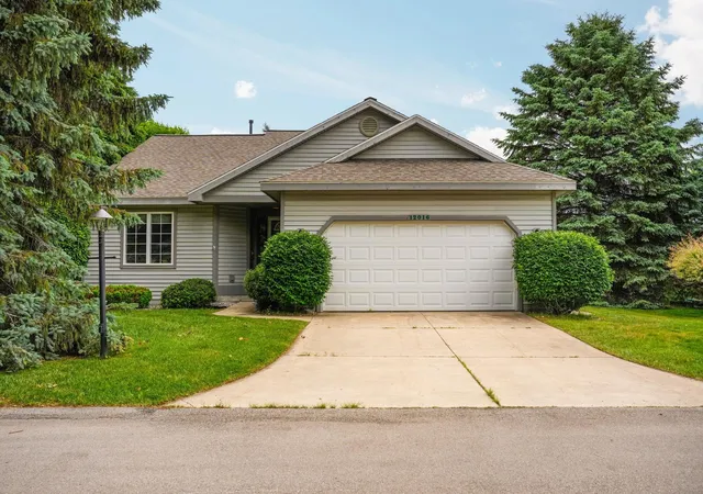 Homes for sale in Elmwood Charter Township Leelanau, MI | 12016 S Elk Run, Elmwood Charter Township Leelanau, MI 49684 | MLS# 78080069955