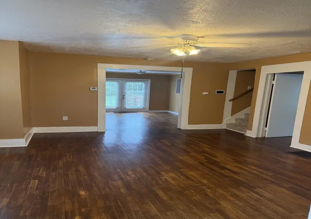 Photo 3 of Single family home for sale at 905 Burr Oak St, Albion, MI 49224 | MLS# 64026030585 | Listing updated on 2026-07-27