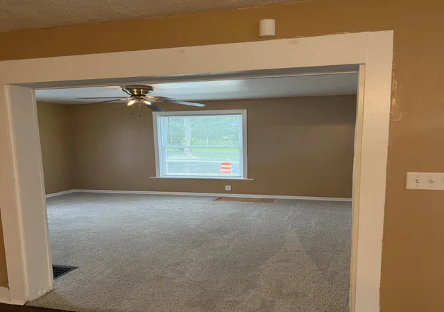 Photo 3 of Single family home for sale at 905 Burr Oak St, Albion, MI 49224 | MLS# 64026030585 | Listing updated on 2026-07-27
