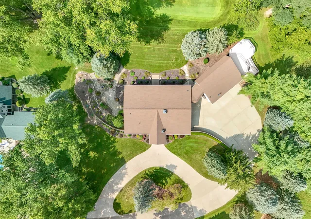 3rd image of 686 Leonard Dr, Coldwater, MI 49036 | MLS# 62026030586